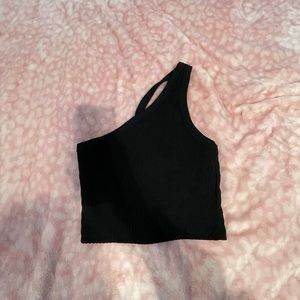 american eagle one strap cropped top!